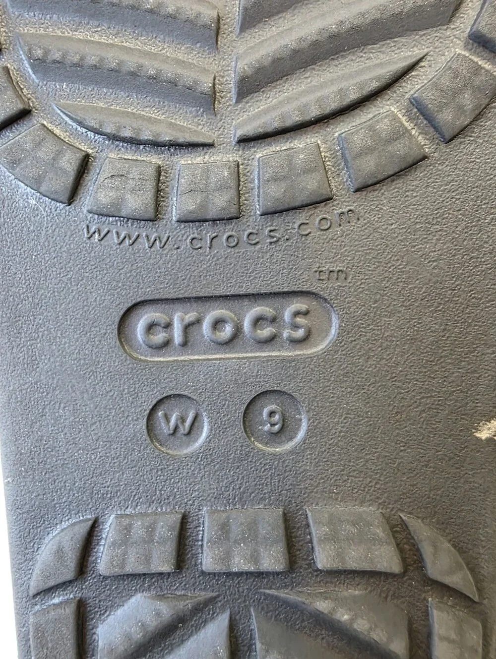 Crocs Black Glitter Flip Flops Women’s Size 9 Iconic Comfort